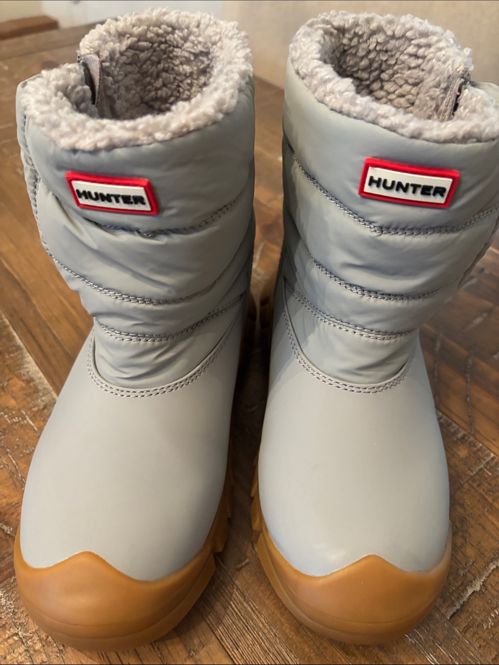 Hunter Kids Grey Winter Boots with Tan Sole and Red Logo Patch
